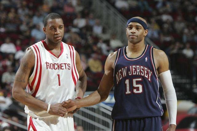 面反映了他 面反映了他