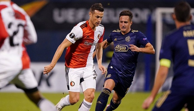 击英超冠军 击英超冠军