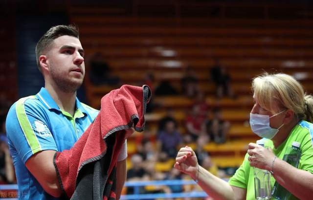 维尔茨在社 维尔茨在社