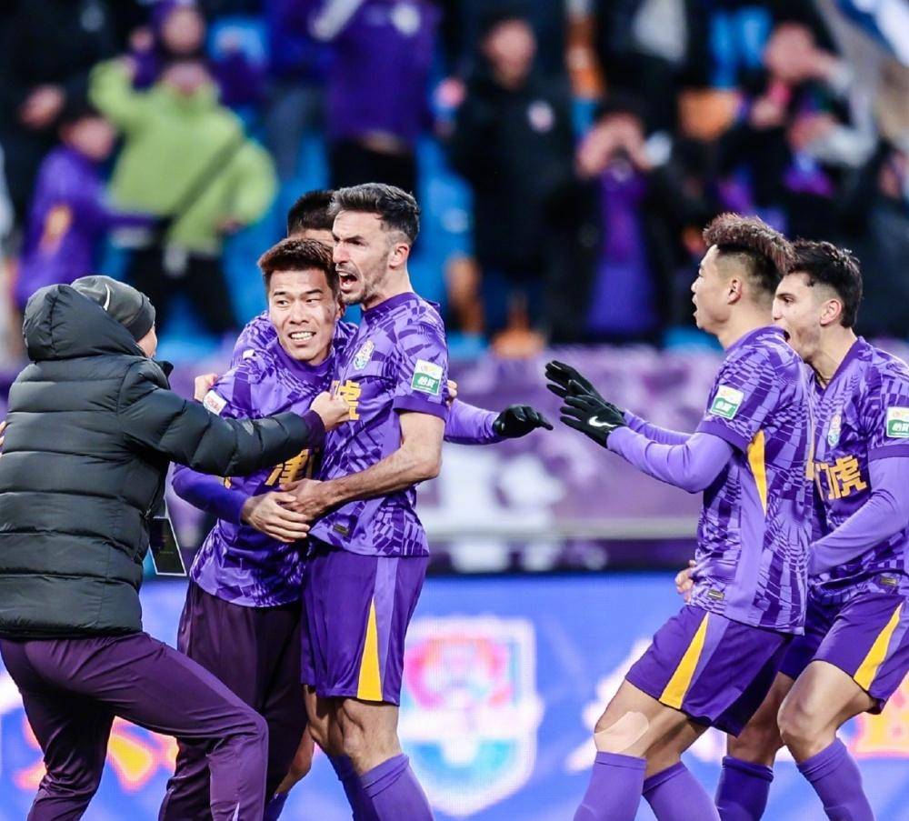 官方：馬內加盟利雅得勝利 身披10號戰袍.