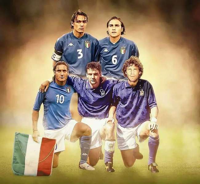 世体副主编：巴萨仍想签坎塞洛，他们认为球员想留在欧洲