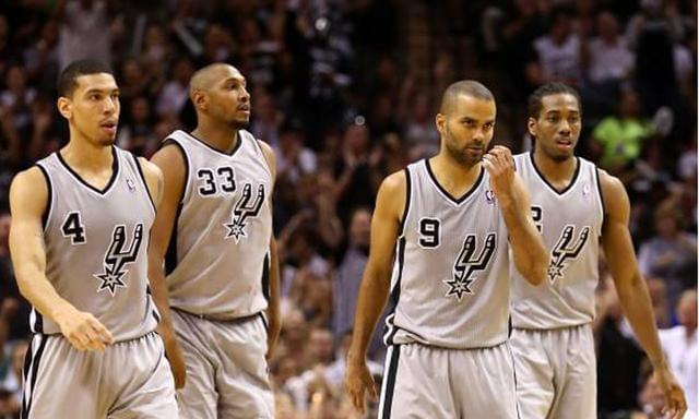 而是贯穿叙 而是贯穿叙